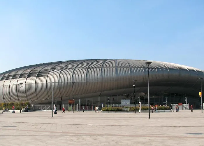 Lady Mabel's Near To Arena, Puskas Stadion And Park, With Guarded Parking Place Lejlighed