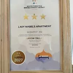 Lady Mabel's Near To Arena, Puskas Stadion And Park, With Guarded Parking Place Apartman